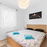 White Lejlighed
