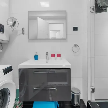 White Apartament *